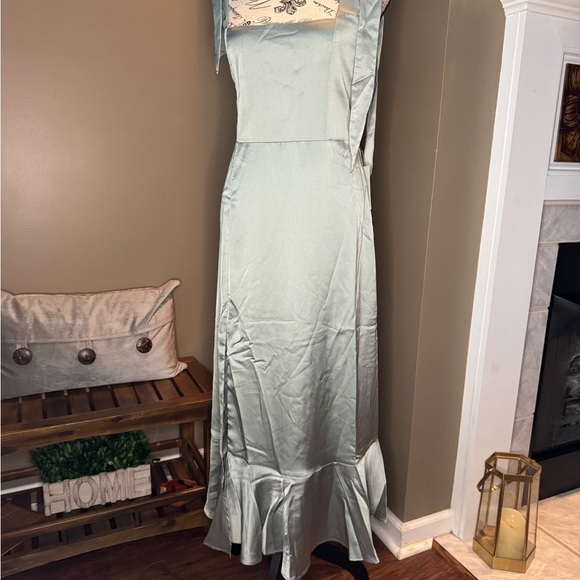 Show Me Your MuMu Dresses & Skirts - Claire Midi Show me your Mumu Dress